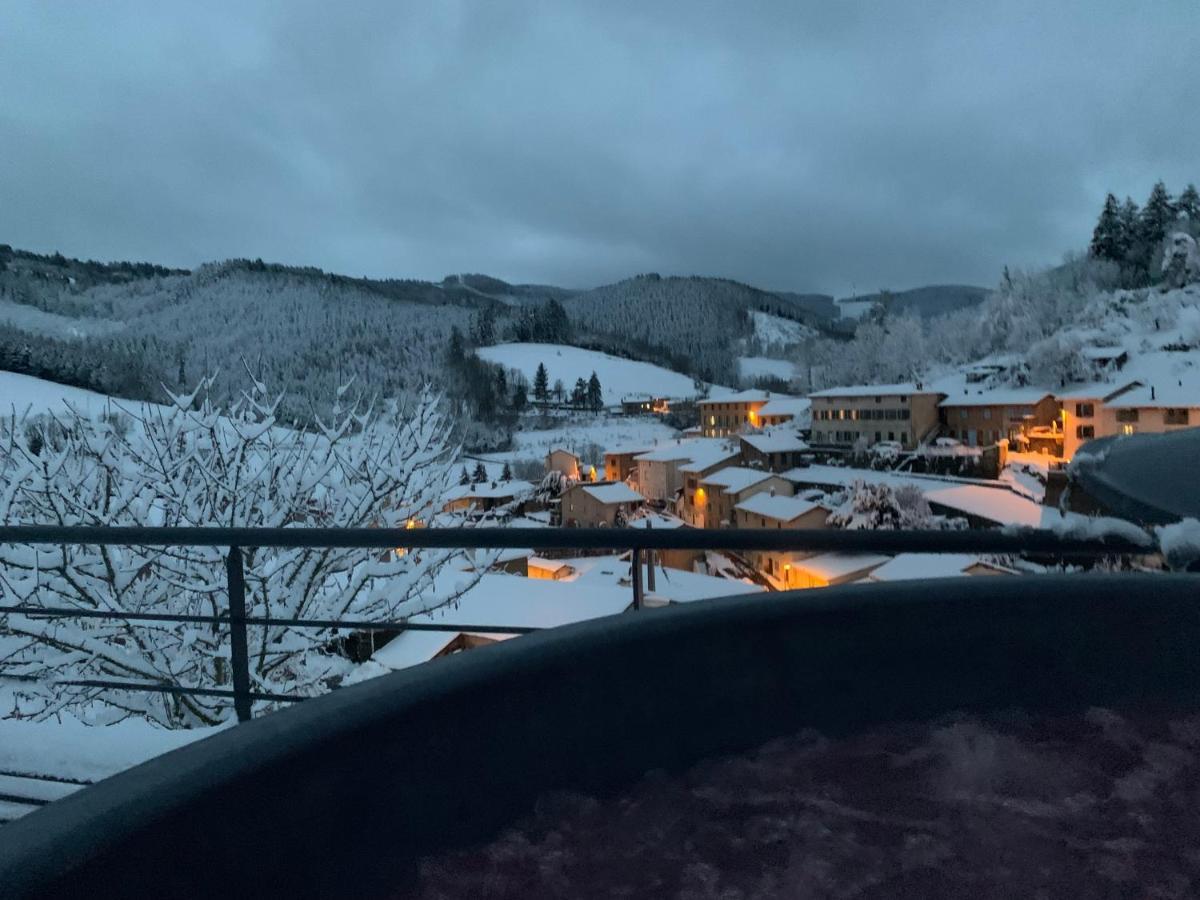 Domaine De La Rue De La Tour Bed & Breakfast Valsonne Екстериор снимка