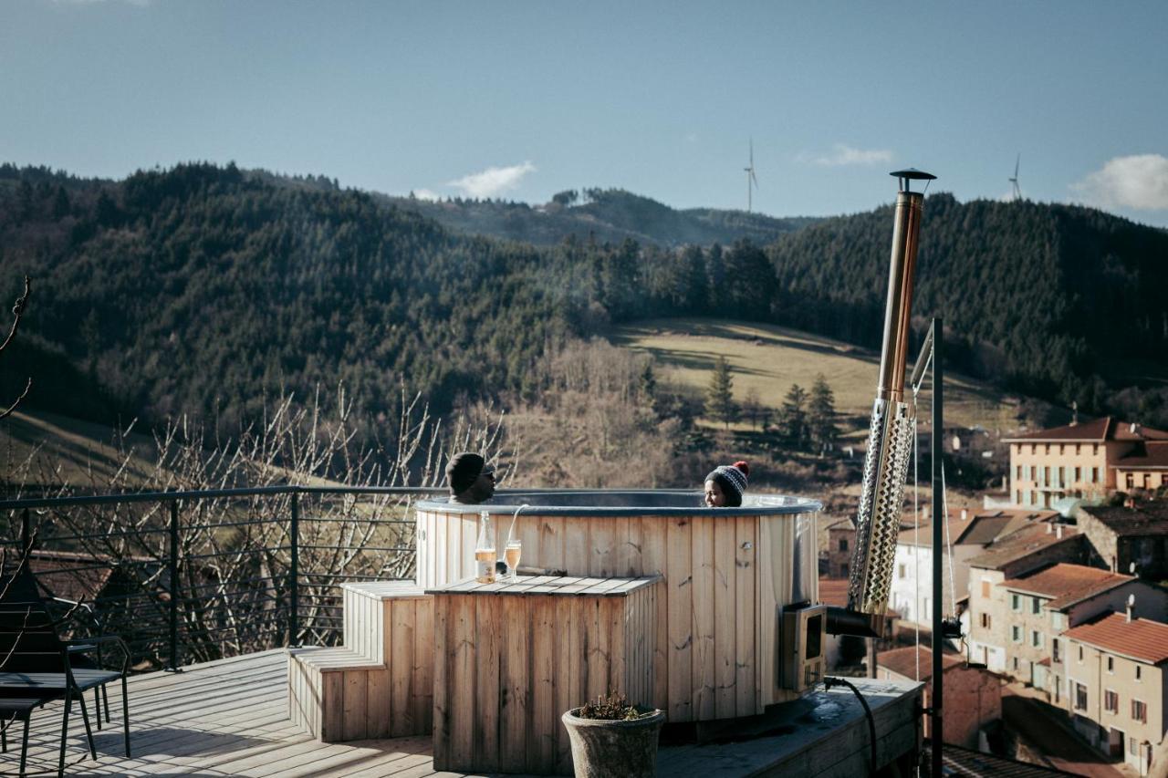 Domaine De La Rue De La Tour Bed & Breakfast Valsonne Екстериор снимка